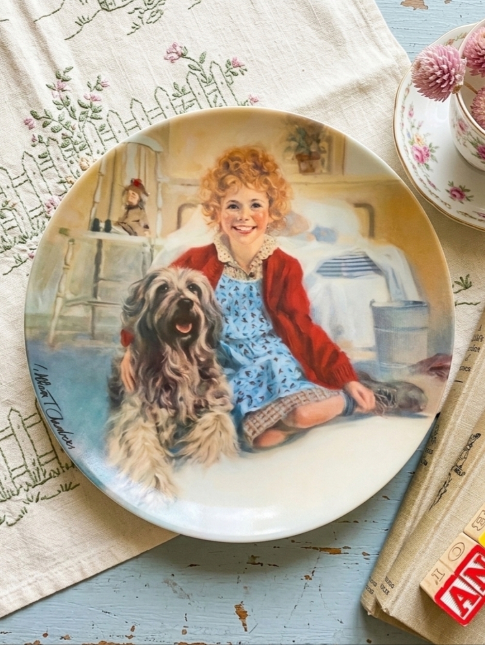 Knowles Vintage 1982 Annie and Sandy Collector Plate William Chambers Nostalgia